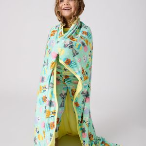 Disney Peekaboo Pets Large Cloud Blanket?