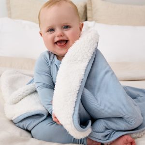 Light Fog Ribbed Mini Cloud Blanket®