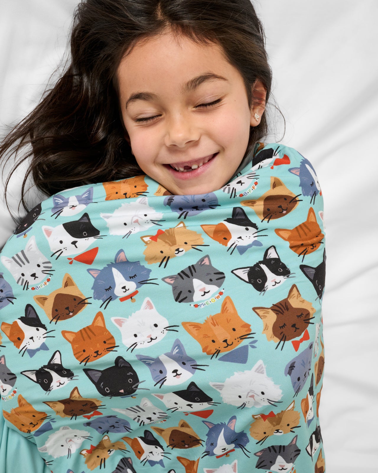 Purrfect Pals Large Cloud Blanket? - Image 3