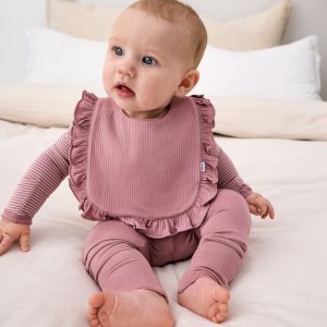 Rosewood Ribbed Ruffle Bib