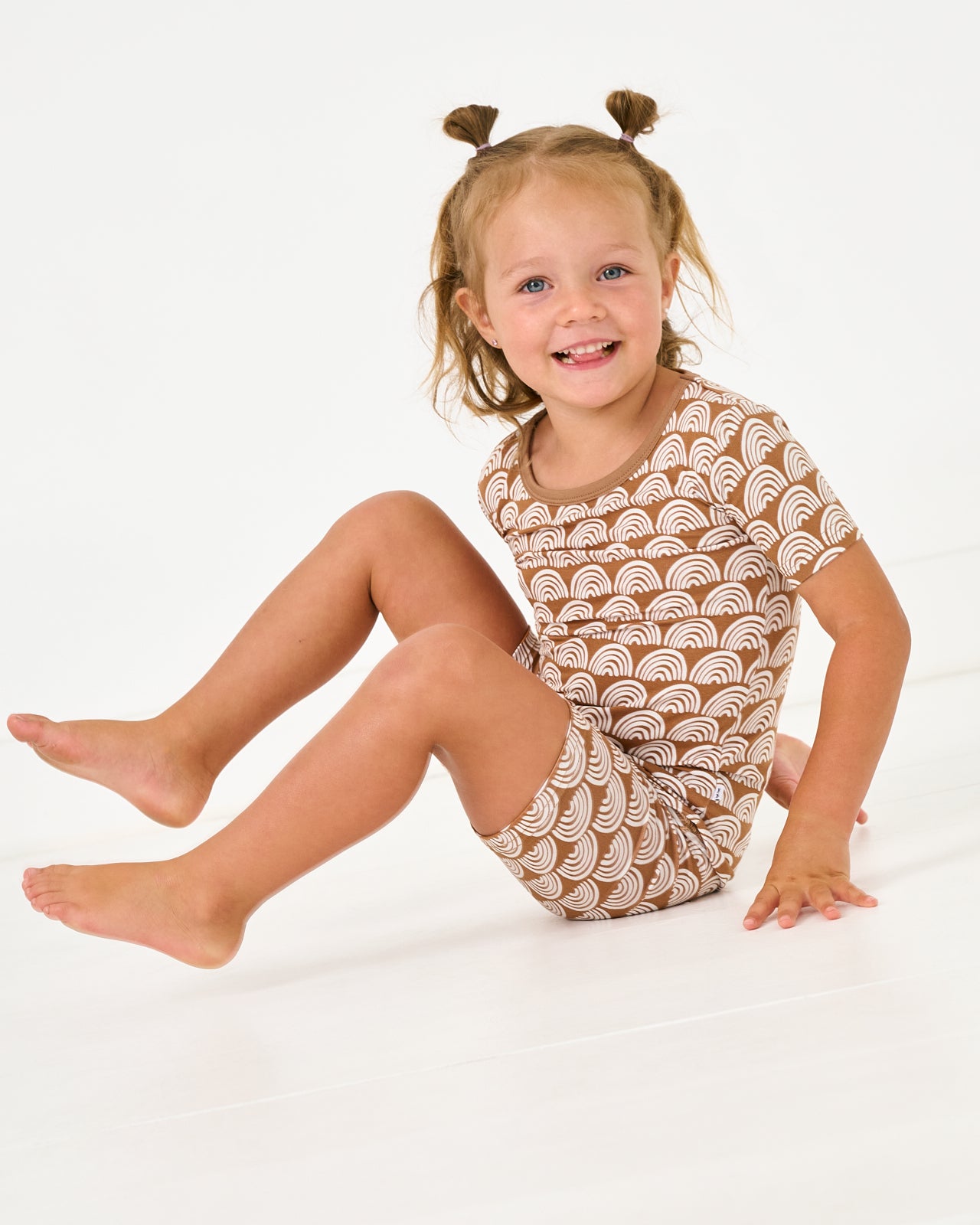 Rust Rainbows Two-Piece Short Sleeve & Shorts Pajama Set - Image 2