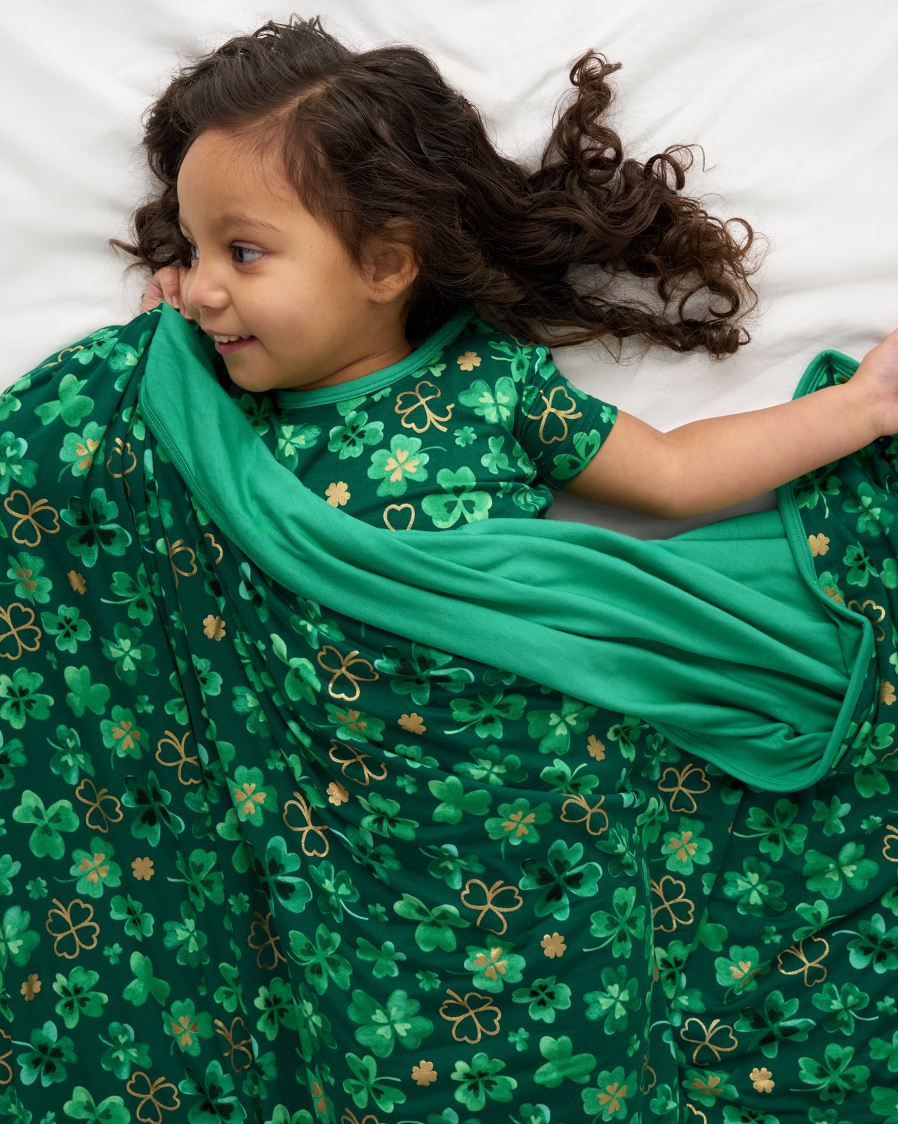 Clover Cuties Large Cloud Blanket? - Image 3