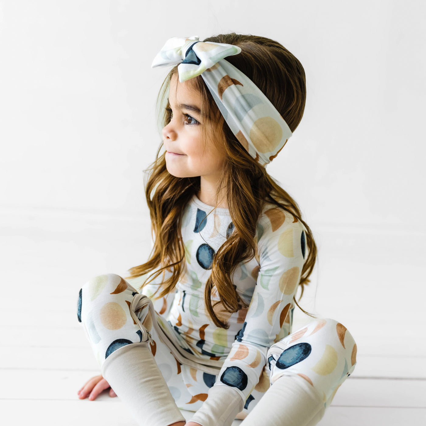 Luna Neutral Luxe Bow Headband - Image 5